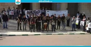 بالآلات الموسيقية.. «مكافحة التحرش» تستكمل فاعلياتها بجامعة القاهرة (صور)