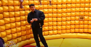 حلقة أحمد سيد زيزو في رامز ليفل الوحش.. لاعب الأهلي يتعرض لجرح في اليد (فيديو)