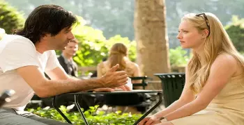 أفلام السهرة.. مطاردة الحب في «Letters to Juliet» ورعب في الفضاء مع «Doom»