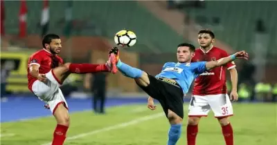 مدافع وحيد ومهاجمين.. تعرف على تشكيل الأهلي أمام الفيصلي الأردني