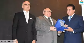 بالصور.. وزير التعليم العالي يفتتح المؤتمر الدولي لطب أسنان عين شمس