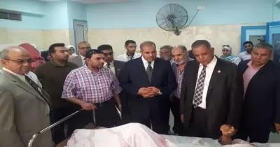 رئيس جامعة الأزهر يتفقد كليات الطب بفرع دمياط