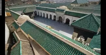 صور| «خزانة القرويين» أقدم مكتبة في العالم.. ماذا تعرف عنها؟