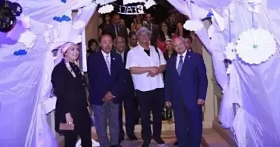 بالصور.. الجامعة البريطانية تنظم معرض عن السلام والحرب (صور)