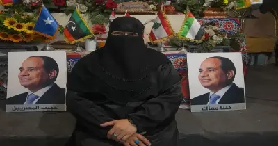 سهام عمران.. مرشحة للنواب تخلت عن نقابها لدخول المجلس (صورة)