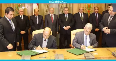 توريد 750 ألف تابليت لجامعة القاهرة العام المقبل
