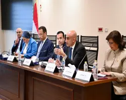 وزير التعليم: ندرس تخصيص باقات رقمية آمنة للطلاب دون سن 18 عاما