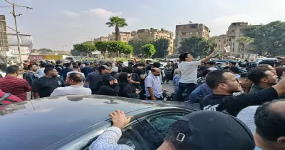 وداع مؤثر في جنازة إسماعيل الليثي.. بكاء وانهيار (فيديو وصور)