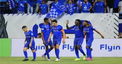 القنوات الناقلة لمباراة الهلال والعين في إياب نصف نهائي دوري أبطال آسيا ومعلقي القمة المنتظرة