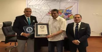 مصر تتسلم شهادة «جينيس» عن «أطول مائدة إفطار في العالم» رسميا