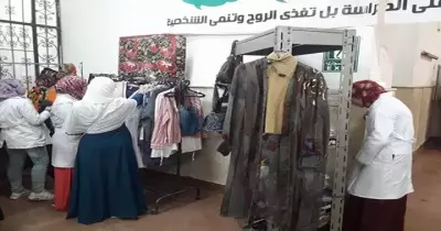 كلية طب الأسنان بنات الأزهر تقيم معرض ملابس جديدة بالمجان للطالبات