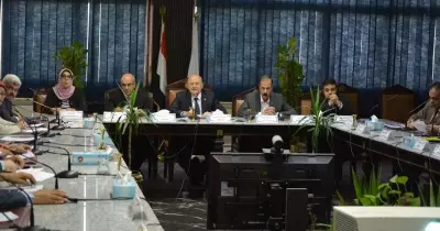 صرف 400 جنيه مكافأة لجميع العاملين في جامعة الزقازيق