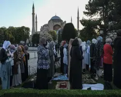 موعد صلاة عيد الفطر في تركيا 2026 بكل المدن