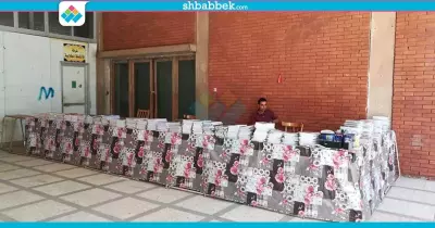 صور| بأسعار مخفضة.. معرض ملابس وأدوات مدرسية بـ«آداب أسيوط»