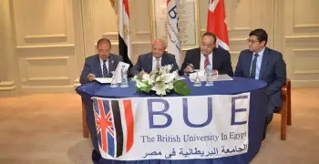 إعلام الجامعة البريطانية توقع برتوكولات لتدريب طلابها (صور)