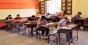 إزاي تحل وتقفل امتحان الفيزياء للثانوية العامة؟