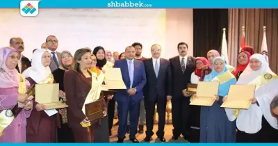 تكريم 16 أمّا مثالية بجامعة بني سويف.. تعرف عليهم «صور»