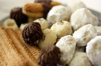 أسعار كحك العيد 2026 في حلواني أبو عمر.. الكيلو يبدأ من 120 جنيها