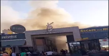 حريق مدينة الشيخ زايد  والدخان الممتد إلى أكتوبر.. القصة كاملة