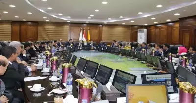 جامعة بني سويف: «التويفل» شرط لتسجيل ماجيستير بالكليات العملية والمناقشة في النظرية