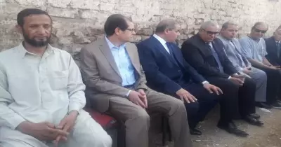 رئيس جامعة الأزهر يُعزّي أهالي الطالبة أسماء الرفاعي بمسقط رأسها