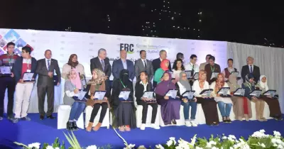 طلاب عين شمس يحصلون على 17 منحة ضمن برنامج «مستقبلي»