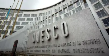 ما هي مهام وسلطات مدير عام اليونسكو؟