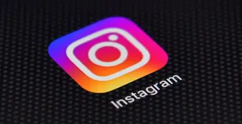خلل تقني يحول صور إنستجرام للأبيض والأسود.. ما القصة؟