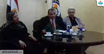 رئيس جامعة بني سويف للصحفيين: انتقدوني وشاركوني الحلول