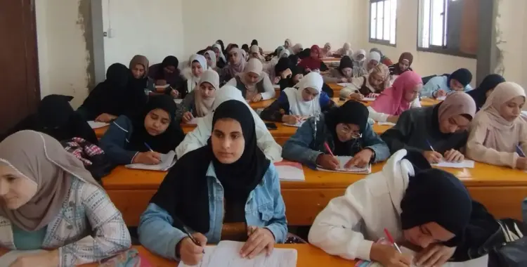  مؤشرات تنسيق كليات البنات الأزهرية بالأقاليم 2025 بالدرجات 
