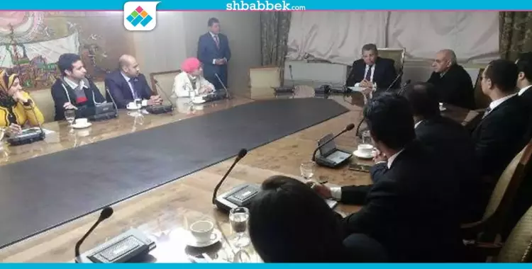  وزير التعليم العالي يلتقي بخريجي الدفعة الأولى للبرنامج الرئاسي 
