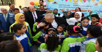 رئيس جامعة القاهرة يشهد احتفال كلية الدراسات العليا للتربية بيوم اليتيم (صور)