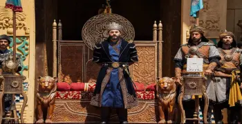 قناة عرض مسلسل الحب والعرش بطولة أكين أكينوزو ومريم سيلياك
