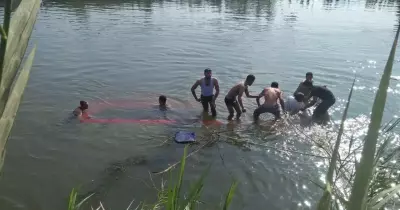 فيديو حادث أتوبيس ميت غمر الدقهلية.. لحظة انشال الضحايا من الترعة