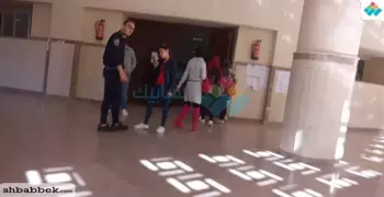 التصويت في انتخابات اتحاد طلاب جامعة المنصورة مُتاح «لأي حد ماشي في الشارع»