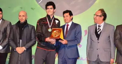 وزير الرياضة يكرم أبطال أولمبياد الشباب في جامعة مصر للعلوم والتكنولوجيا