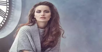 فهرية أفجين.. أجمل نجمات تركيا تتعرض للتنمر بسبب وزنها بعد الحمل والولادة