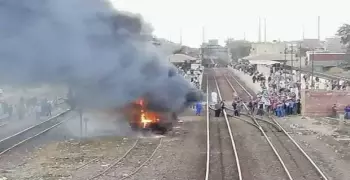 احتراق عربة قطار بكفر الزيات