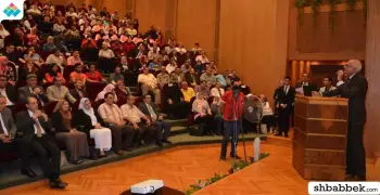جامعة المنصورة تفتتح المعرض التعليمى الثالث للبرامج المميزة (صور)