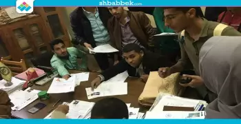 100 طالب بـ«حقوق بني سويف» يسحبون استمارات الترشح للاتحاد