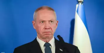 وزير الدفاع الإسرائيلي يعلن قطع مصادر الحياه عن غزة ويصف الفلسطينيين بالحيوانات
