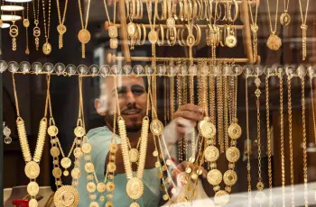 زيادة سعر المصنعية على الذهب بقرار رسمي من مصلحة الضرائب