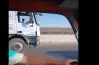 فيديو طفل يقود تريلا على الطريق السريع وبسرعة جنونية