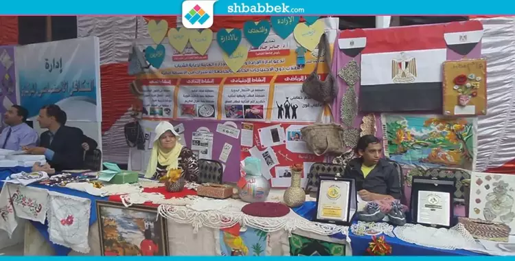  بأغنية «يا حبيبتي يا مصر».. جامعة القاهرة تستقبل طلابها (صور) 