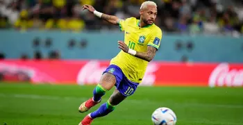 كم عمر نيمار؟.. رحلة الأسطورة البرازيلي في ملاعب كرة القدم