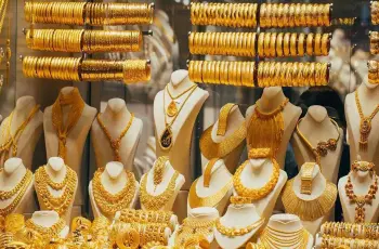 أسعار الذهب اليوم في مصر عيار 21 بالمصنعية.. استقرار الصاغة الأحد 22 مارس 2026
