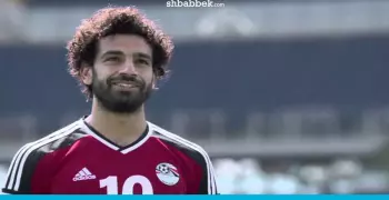 في أول يوم دراسة.. محمد صلاح ينصح طلاب جامعة حلوان (صور)