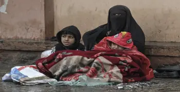 ضبط 11 متهما لاستغلالهم 13 طفلا في التسول وبيع السلع بإلحاح بالقاهرة