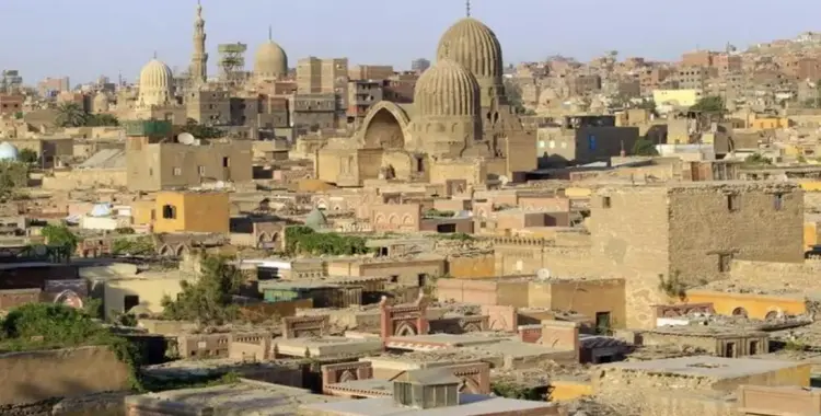  مقابر باب النصر.. الأهالي يتسلمون الرفات على طريقة «صرخة نملة» 