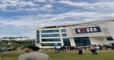 ما الذي يحدث في القرية الذكية؟.. رائحة كريهة تثير الذعر